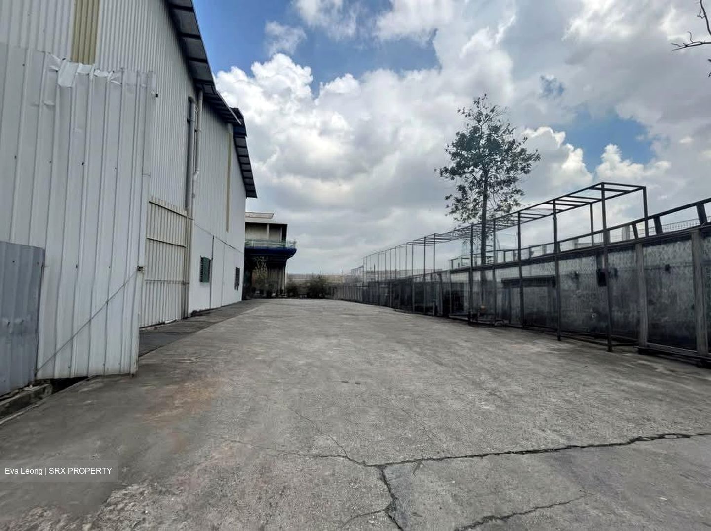 Lok Yang Way (D22), Factory #554958441